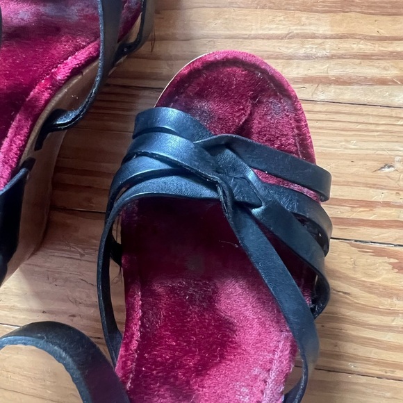 Y2K Dolce & Gabbana Black Leather Platform Wedge Ankle Strap Sandals Size 36.5 - Picture 5 of 14